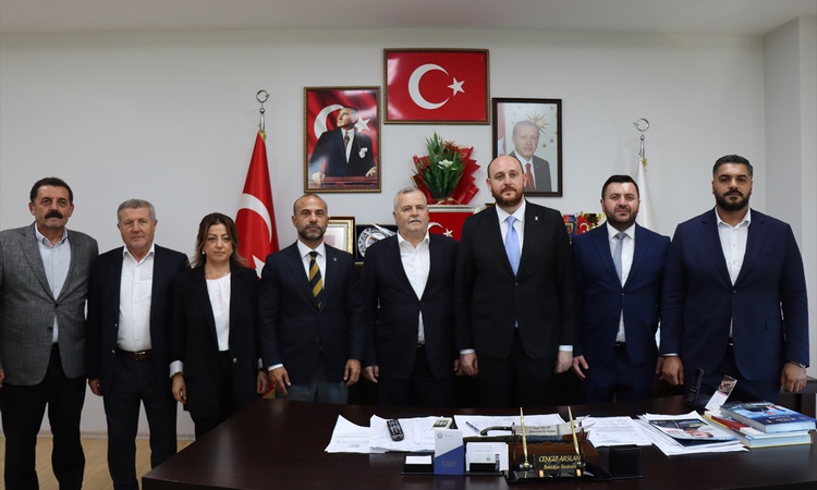 Kritik Açıklama: AK Parti Genel Başkan Yardımcısı Büyükgümüş, Yalova'da Memur-Sen'i ziyaret etti | İşte Tüm Ay