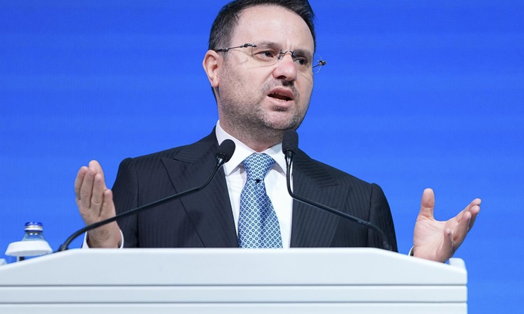 Kritik Açıklama: "Alo Adalet 135" hattı tüm adliyelerde hizmete sunuldu