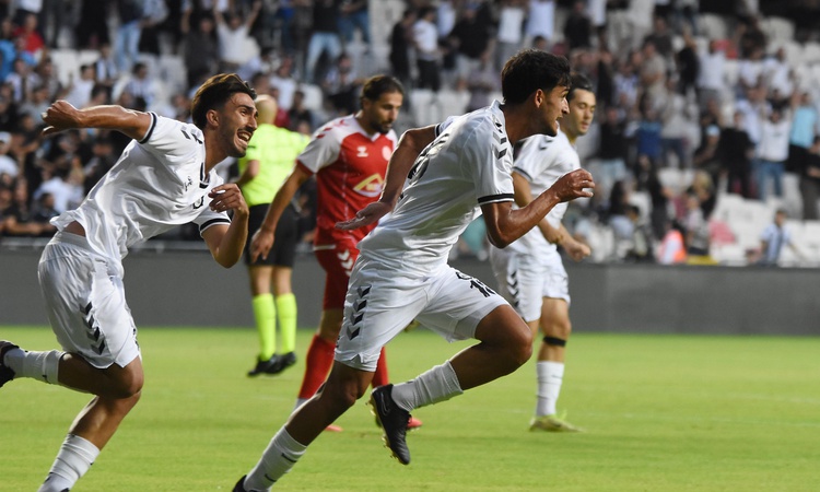 Kritik Açıklama: Altay'da 9 aylık cezası biten Salih Oktay, Gemlik Sümerbey maçında ilk golünü attı | İşte Tüm