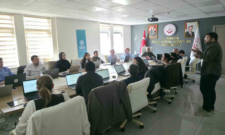 Kritik Açıklama: Amasya'da 15 sosyal hizmet personeline yapay zeka eğitimi verildi