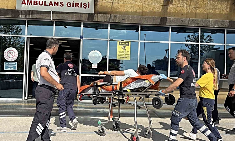 Kritik Açıklama: Amca-yeğen kavgası kanlı bitti: 1 ölü, 1 yaralı: Gelişmeler Takip Ediliyor