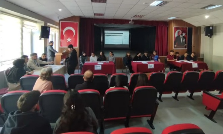 Kritik Açıklama: Andırın’da doğa bilincine eğitim desteği: Liseler arası çevre yarışmasıyla geleceğe yeşil adı