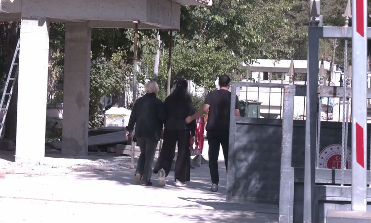 Kritik Açıklama: AYM önündeki eylemde yaşamına son veren emekli polis Şekeroğlu toprağa verildi