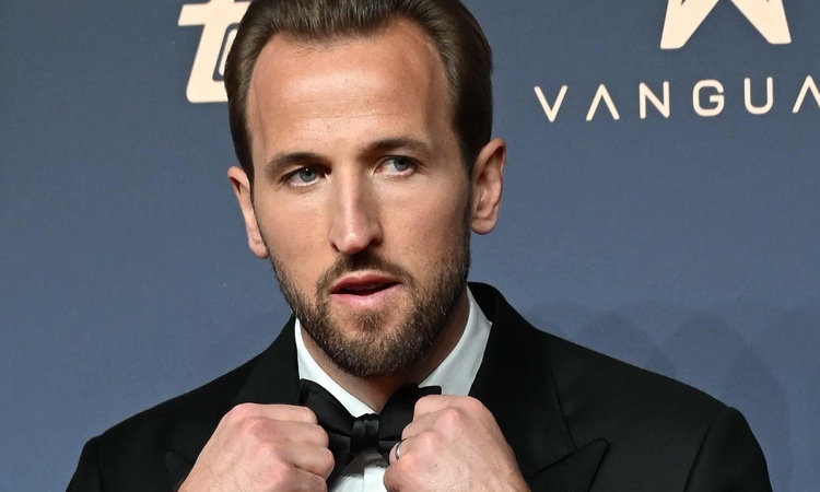 Kritik Açıklama: Ballon d'Or'un sahibi Harry Kane oldu! 25 yıl sonra ödülü kazanan ilk İngiliz - Son Dakika Bi