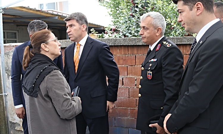 Kritik Açıklama: Bartın Valisi Nurtaç Arslan'ın dedesi Amasya'da son yolculuğuna uğurlandı ve Merak Edilenler