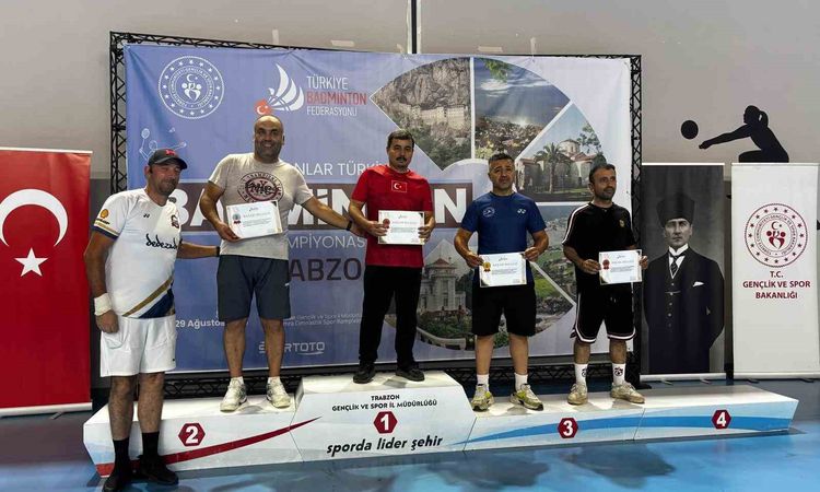 Kritik Açıklama: Başkomiser Mezher Şimşek'ten Badminton'da Çifte Türkiye Üçüncülüğü | İşte Tüm Ayrıntılar