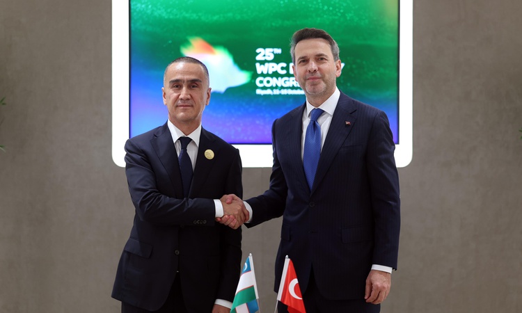 Kritik Açıklama: Bayraktar, Riyad'da Özbek mevkidaşıyla enerji projelerini hızlandırmada mutabık kaldı