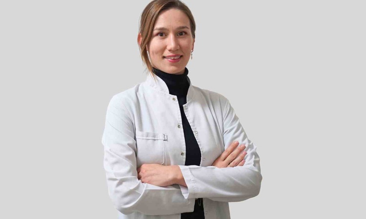Kritik Açıklama: Bilecik'te iç hastalıkları polikliniğinde Uzm. Dr. Seda Aşılıoğlu göreve resmen start aldı ve
