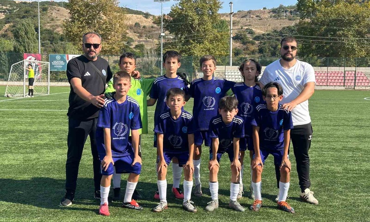Kritik Açıklama: Bilecik U12 Ligi'nde 6. haftada 1299 Bilecikspor, 4 Eylülspor'la 0-0 berabere kaldı | İşte Tü