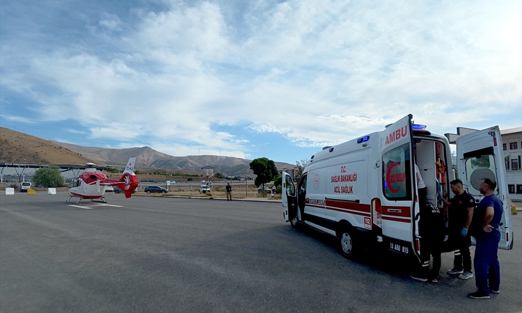 Kritik Açıklama: Bitlis'te kalp hastası 1 günlük bebek ambulans helikopterle Van'a sevk edildi | İşte Tüm Ayrı