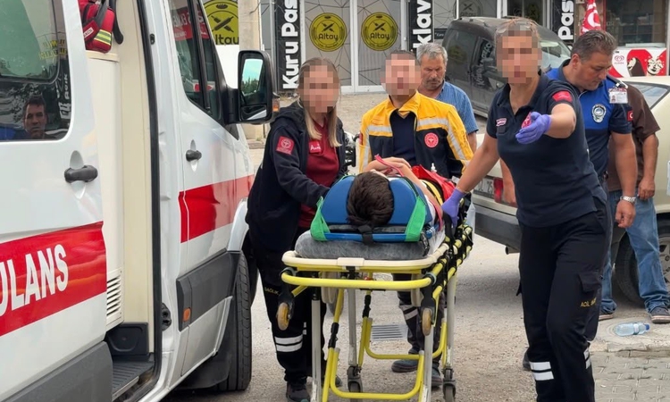 Kritik Açıklama: Bolu’da haber takibi yapan gazetecilere sağlık çalışanlarından "Eşeğe mi diyoruz, çekmeyin" t