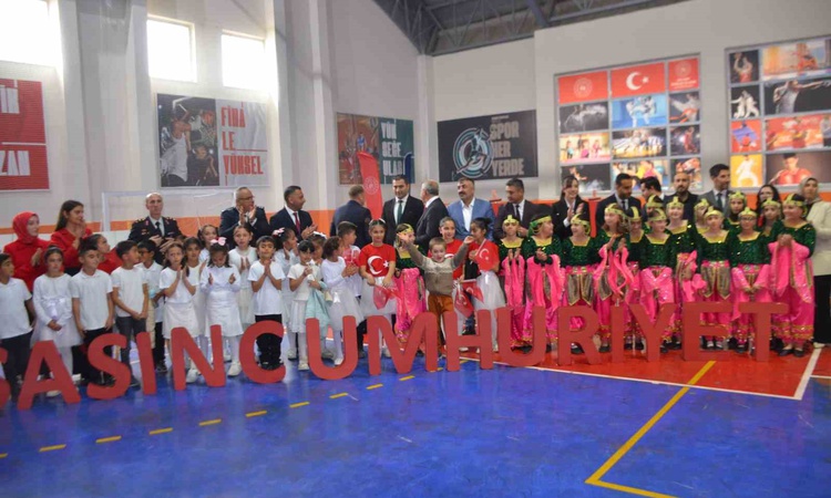 Kritik Açıklama: Bulanık’ta 29 Ekim Cumhuriyet Bayramı coşkusu - Son Dakika Bilgileri