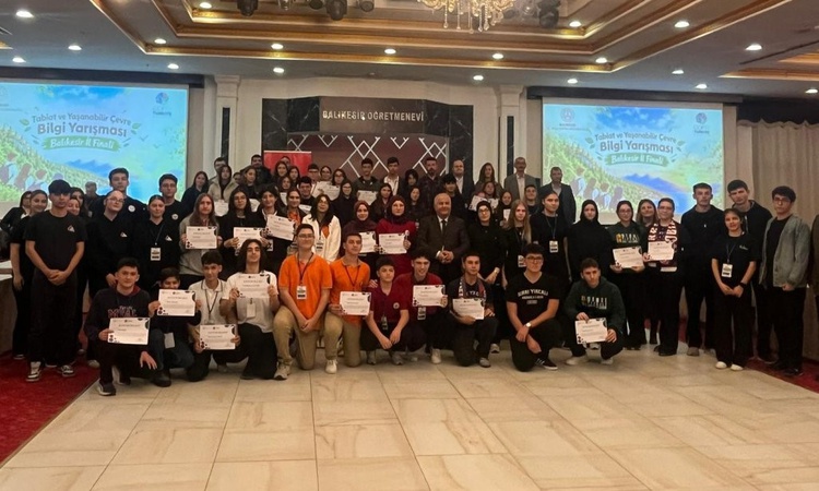 Kritik Açıklama: Burhaniye Celal Toraman Anadolu Lisesi öğrencileri Balıkesir'de il ikincisi oldu ve Merak Edi