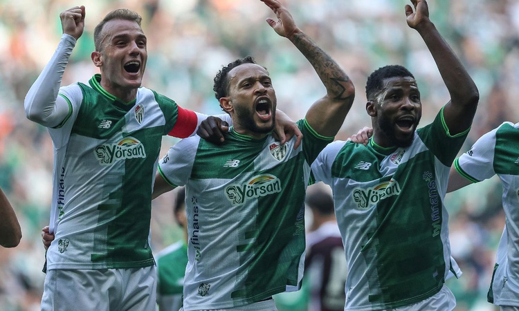 Kritik Açıklama: Bursaspor 3 golle kazandı ancak Iheanocho'nun tarihi serisi sona erdi