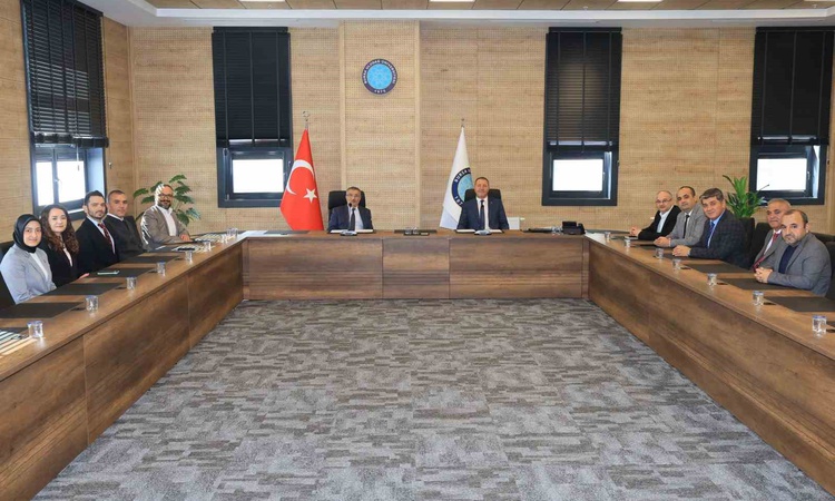 Kritik Açıklama: BUÜ ile SÜSBİR, süs bitkileri öğrencilerine mesleki eğitim protokolü imzaladı: Gelişmeler Tak