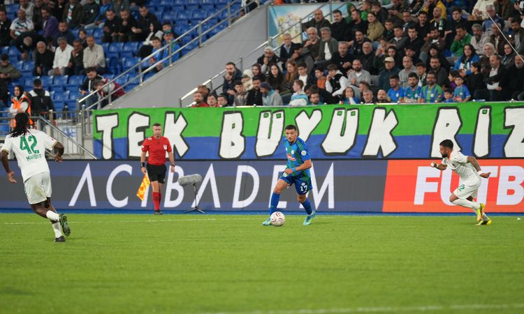 Kritik Açıklama: Çaykur Rizespor - Corendon Alanyaspor: 0-1 ve Merak Edilenler