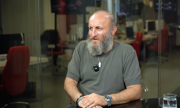 Kritik Açıklama: Çetin Altay'dan sinema sektörüne sert eleştiri: 70 filmimin 40'ından para kazanmadım | İşte T