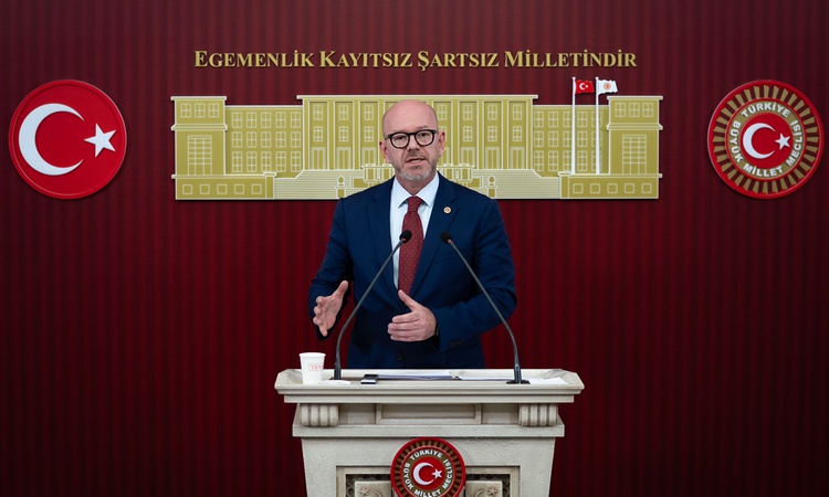 Kritik Açıklama: CHP'li Sarı, 2026'nın ilk 8 ayında 223 bin 912 çekin karşılıksız çıktığını söyledi ve Merak E