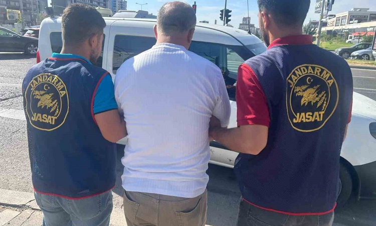 Kritik Açıklama: Diyarbakır'da aranan 86 hükümlü jandarmanın JASAT operasyonuyla yakalandı ve Merak Edilenler