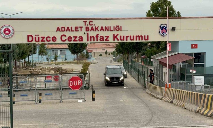 Kritik Açıklama: Düzce'de 19-25 Ekim denetimlerinde 16 bin kişi sorgulandı, 17 kişi hakkında tutuklama kararı