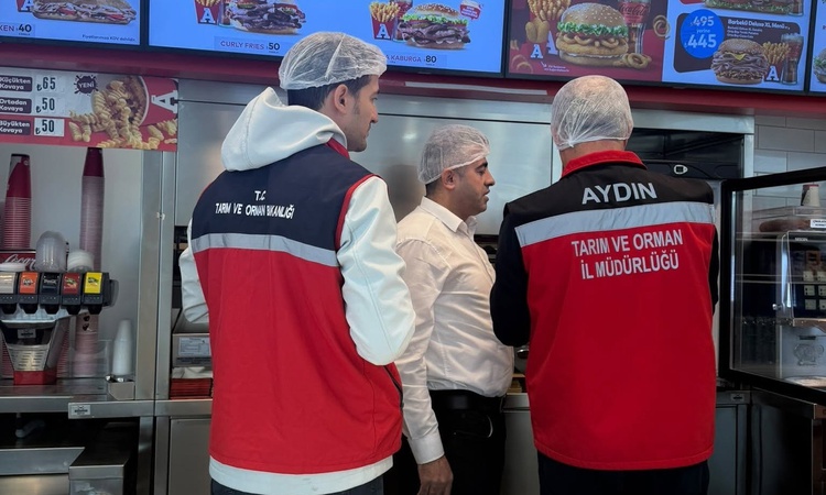 Kritik Açıklama: Efeler’de AVM ve otogarda gıda denetimi yapıldı, menülerde kalori kontrol edildi ve Merak Edi