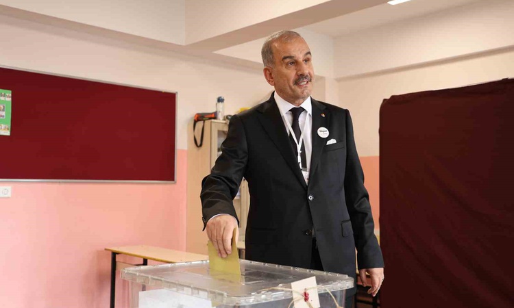 Kritik Açıklama: Elazığ TSO organ seçimlerinde meslek komitesi ve meclis üyeliği için oy verme resmen start al