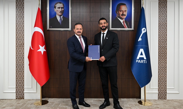 Kritik Açıklama: Emre Yalçınkaya, Anahtar Parti'de Yeni Görevine Hazırlanıyor
