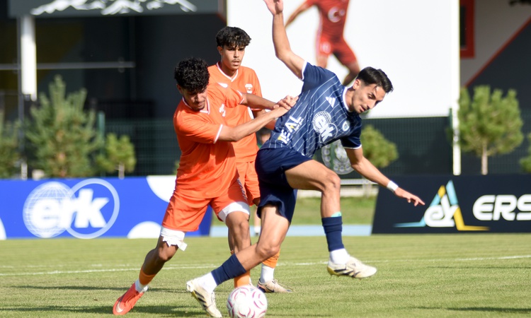 Kritik Açıklama: Erciyes 38 FK, 3'üncü Lig'de evinde Adanaspor'u 6-1 mağlup etti: Gelişmeler Takip Ediliyor