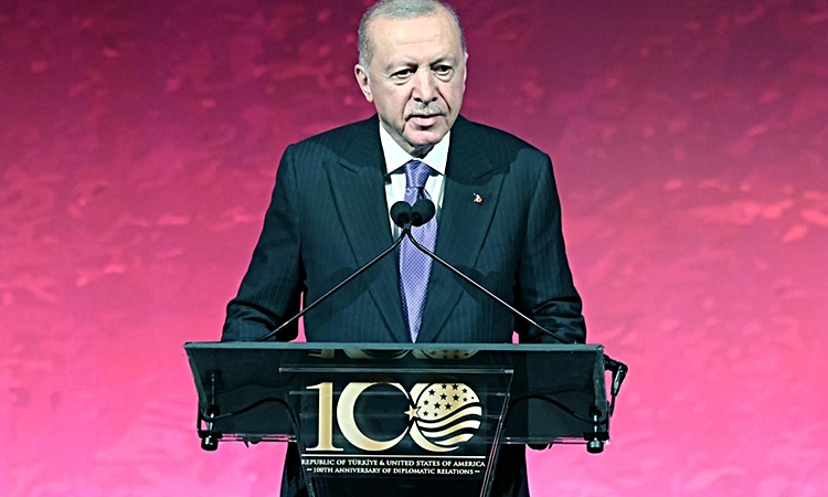 Kritik Açıklama: Erdoğan'dan ABD'de önemli mesaj: Türkiye'ye yatırım yapan kazanır: Gelişmeler Takip Ediliyor