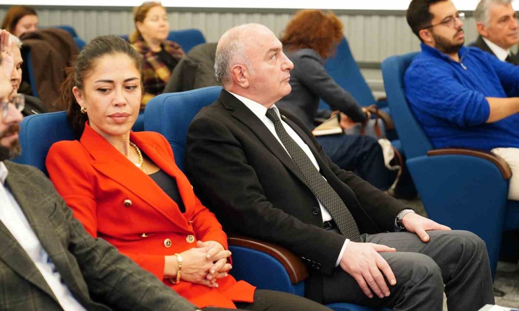 Kritik Açıklama: Erzurum'da dış ticaret eğitiminde ihracat teşvikleri anlatıldı: Gelişmeler Takip Ediliyor