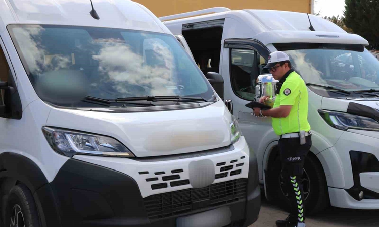Kritik Açıklama: Eskişehir’de yeni eğitim öğretim yılının başlamasıyla okul servisleri denetlendi