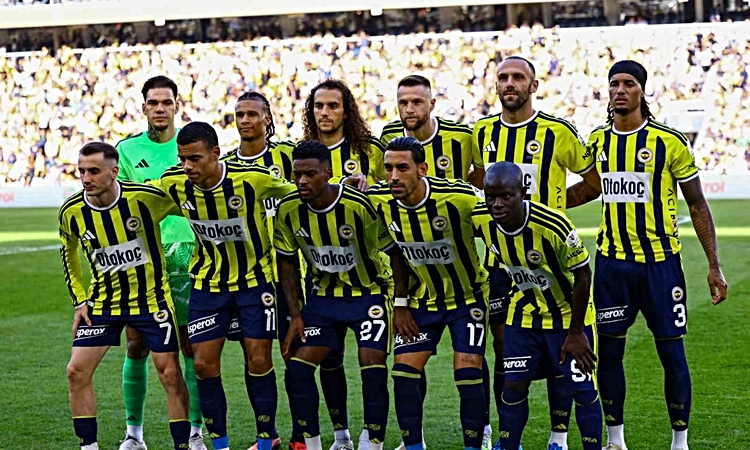 Kritik Açıklama: Fenerbahçe, Eyüpspor maçına Kartal'ın 3 değişikliğiyle resmen start aldı: Gelişmeler Takip Ed