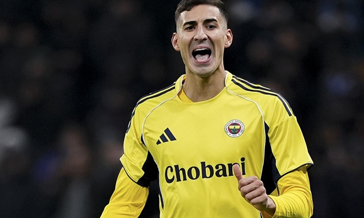 Kritik Açıklama: Fenerbahçe'de Mert Müldür sevinci: Gelişmeler Takip Ediliyor