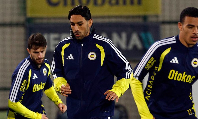 Kritik Açıklama: Fenerbahçe, Süper Lig 9. hafta Galatasaray maçı hazırlıklarını tamamlayıp kampa girdi