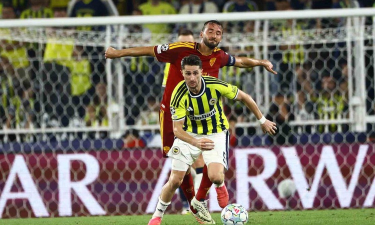 Kritik Açıklama: İsmail Yüksek kimdir? Aston Villa maçında penaltı yaptıran İsmail Yüksek kaç yaşında, nereli?