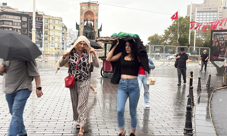 Kritik Açıklama: İstanbul'da yağış resmen start aldı: Gelişmeler Takip Ediliyor