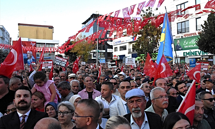Kritik Açıklama: İYİ Parti Genel Başkanı Dervişoğlu Aksaray'da vatandaşlarla buluştu: Gelişmeler Takip Ediliyo