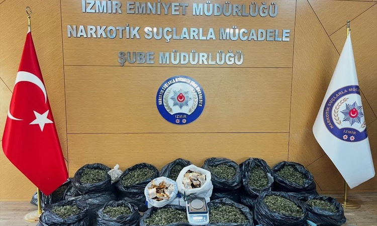 Kritik Açıklama: İzmir ve Muğla'daki uyuşturucu operasyonunda 12 zanlıdan 7'si hakkında tutuklama kararı veril
