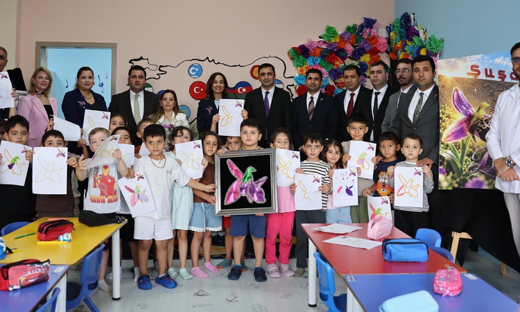 Kritik Açıklama: Iğdır'daki Şuşa Anaokulu'nda Karabağ Zaferi simgesi Har-ı Bülbül çizimleri boyandı - Son Daki