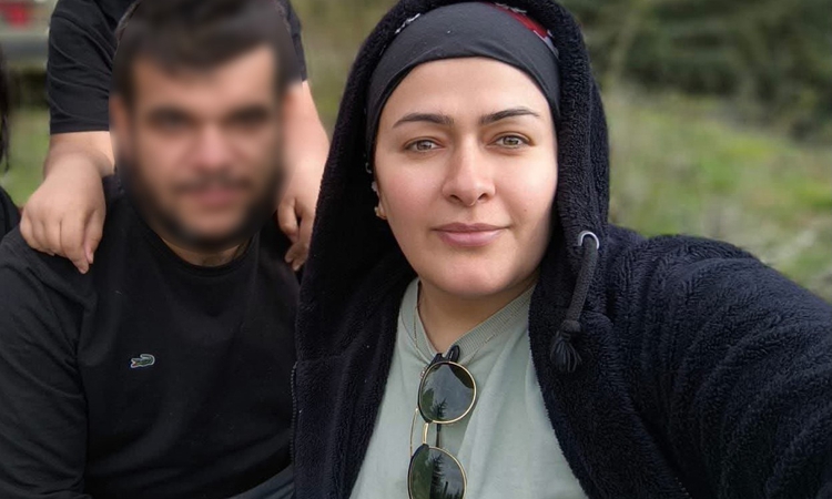 Kritik Açıklama: Isparta Şarkikaraağaç'ta bir kişi, karısını sokak ortasında pompalı tüfekle öldürdü. ve Merak