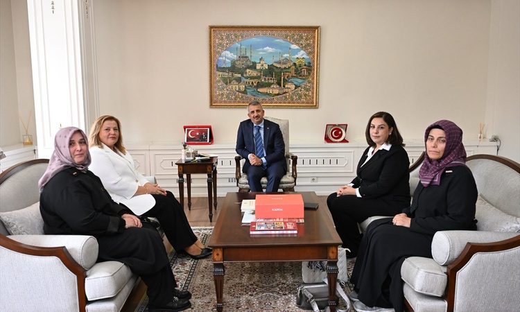 Kritik Açıklama: KADEM Edirne İl Temsilcisi Ekrikaya, Vali Sezer'i ziyaret etti: Gelişmeler Takip Ediliyor