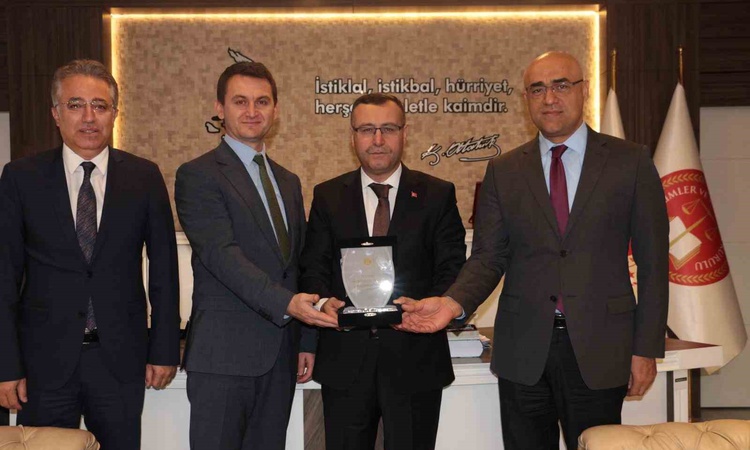 Kritik Açıklama: Kayseri Cumhuriyet Başsavcılığı 2025'te uzlaştırma ödülüne layık görüldü - Son Dakika Bilgile
