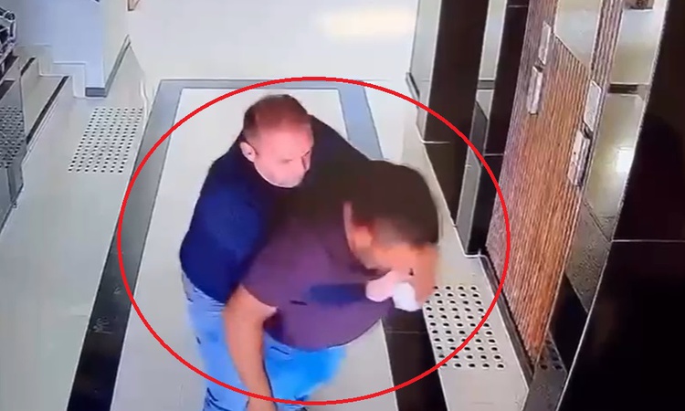Kritik Açıklama: Kayseri'de nefes borusuna şeker kaçan kişiyi personelin heimlich müdahalesi kurtardı: Gelişme
