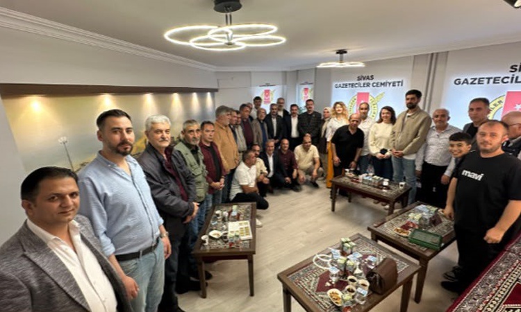 Kritik Açıklama: Kemal Doğan, Sivas Gazeteciler Cemiyeti'nin 4'üncü başkanı olarak oy birliğiyle seçildi - Son