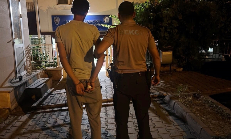 Kritik Açıklama: Kırıkkale'de hırsızlıktan 3 yıl 15 ay 24 gün hapis cezası olan firari hükümlü yakalandı