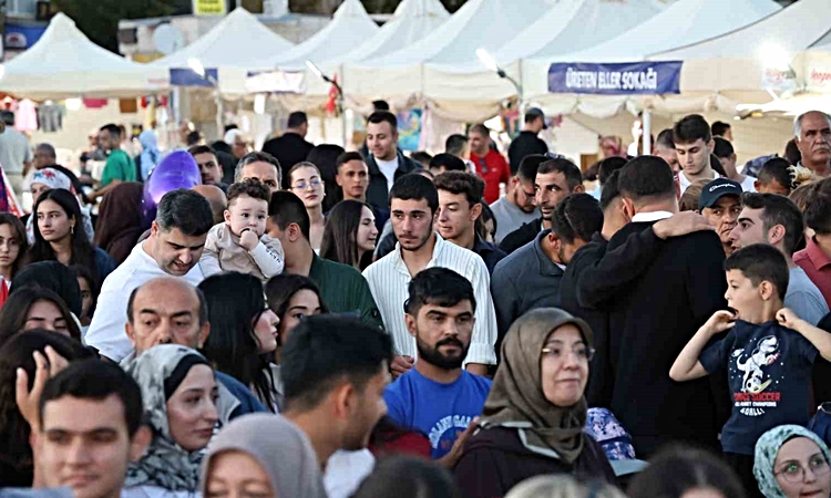 Kritik Açıklama: Kırşehir’de 39. Ahilik Haftası kutlamaları sona erdi: Gelişmeler Takip Ediliyor