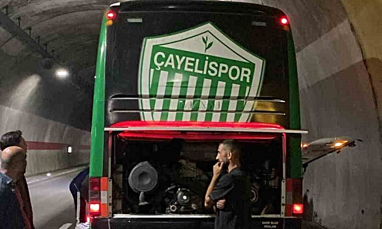 Kritik Açıklama: Kurban ve dualarla uğurlanan Çayelispor, tünelde mahsur kaldı - Son Dakika Bilgileri