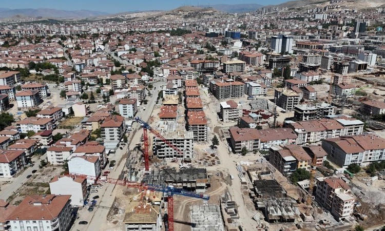 Kritik Açıklama: Malatya'da enkaz işlemlerinde 6 kamu görevlisine soruşturma izni verildi: Gelişmeler Takip Ed