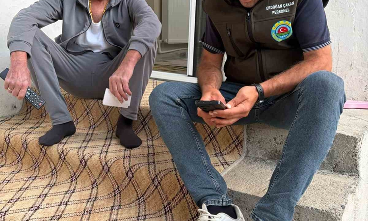 Kritik Açıklama: Malazgirt Ziraat Odasından takdir toplayan hizmet: Yaşlı çiftçinin ÇKS başvurusu evinde yapıl