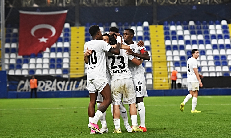 Kritik Açıklama: Manisa FK galibiyet hasreti çekiyor ve Merak Edilenler